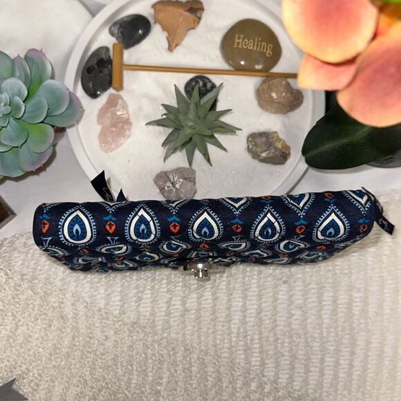 Vera Bradley RFID Navy Blue White Coral Quilted Large Turnlock Wallet - Picture 5 of 11